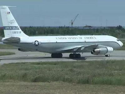 Американский самолет Boeing ОС — 135b. Фото: Якутск.Ru